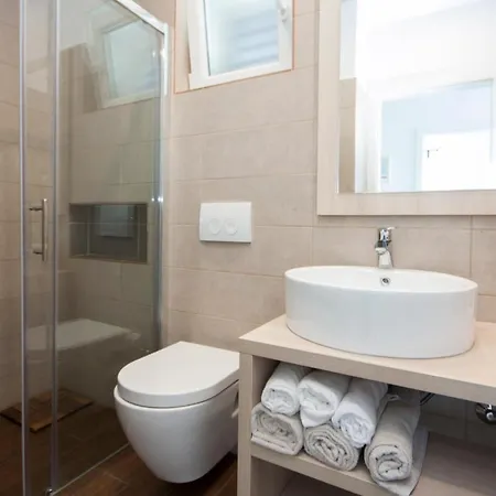 Casa Franka Brodarica (Sibenik-Knin)