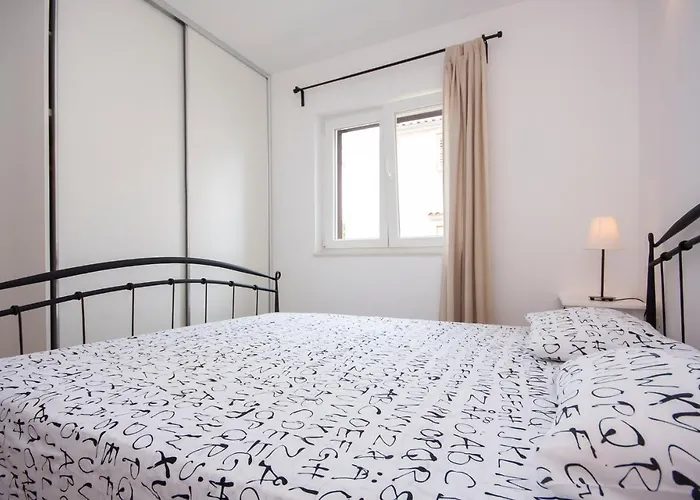 Casa Franka Brodarica (Sibenik-Knin)